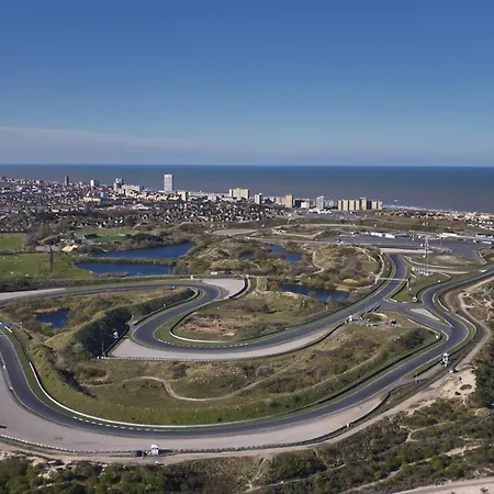 Apartment Boutique At The *